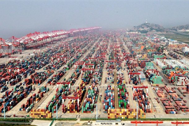 Shanghai container port - Sampi.co