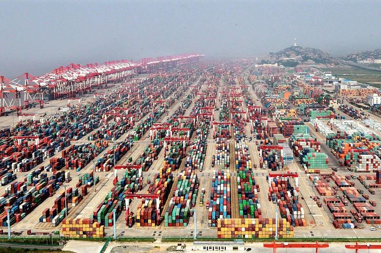 Shanghai container port